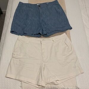 GAP Women's Blue and Cream Shorts Banana Republic